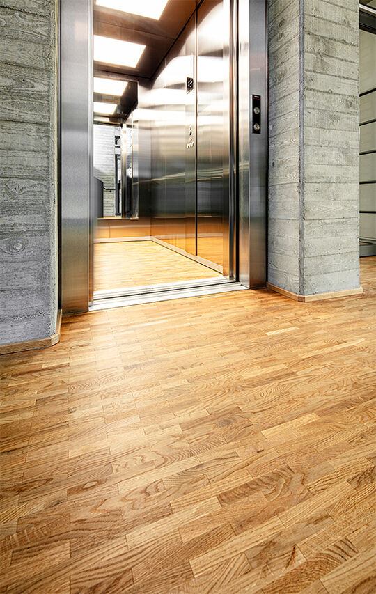 Headquarter meets 2K Holz-Öl