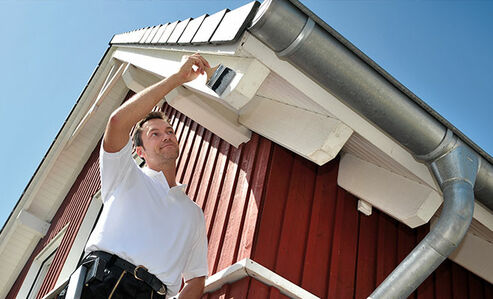 Giebel, Dachüberstände & Balkon
